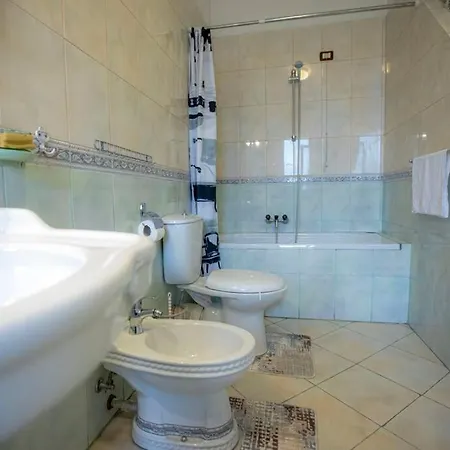 Apartment Cosy In Tirana